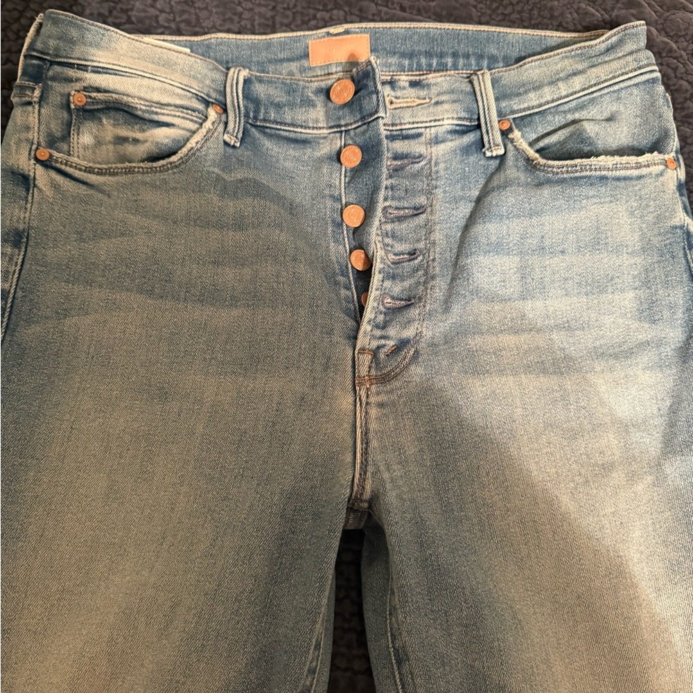 Mother Denim Pixie Ankle Fray. Size 31. Like new